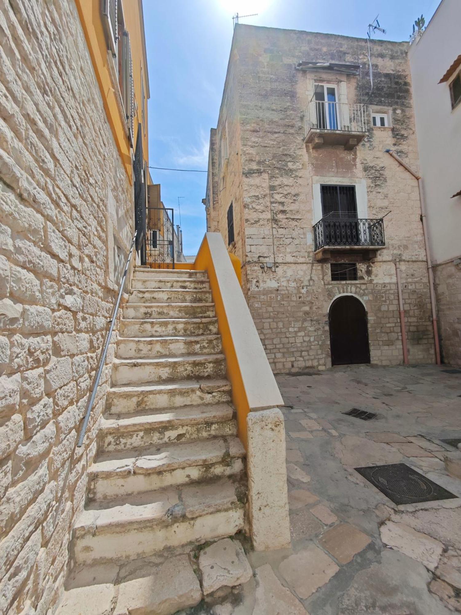 Appartamento Dolce Terra Mia Trani Esterno foto